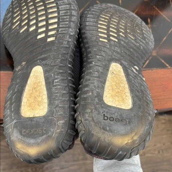 Kids Yeezy Black Sneakers authentic